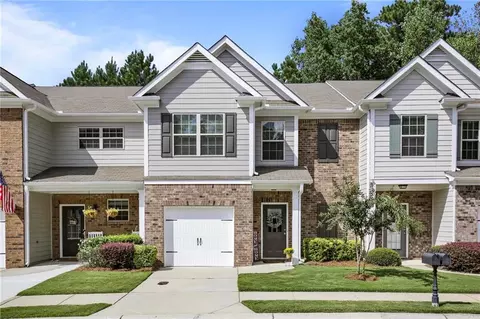 202 Madison Ave, Acworth, GA 30102