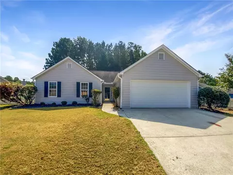 5790 River Ridge Ln, Sugar Hill, GA 30518