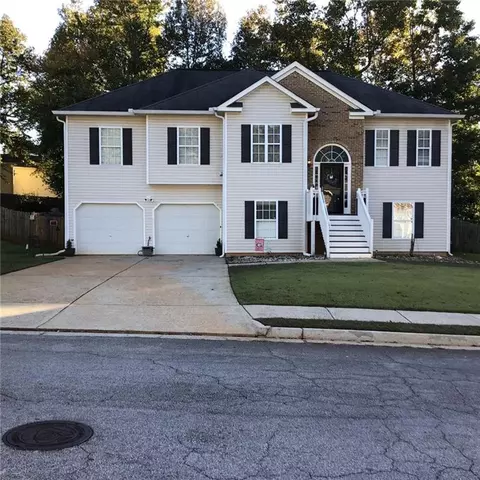 6185 Queensdale Dr, Douglasville, GA 30135
