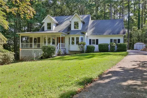 700 Woodhaven Dr, Woodstock, GA 30188