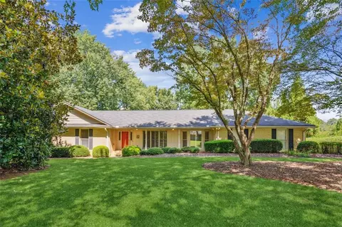 580 Rounsaville Rd, Roswell, GA 30076