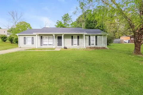 9285 River Chase Way, Jonesboro, GA 30238