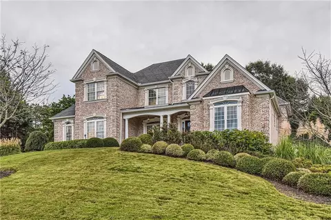 145 Watkins Glen Dr, Mcdonough, GA 30252