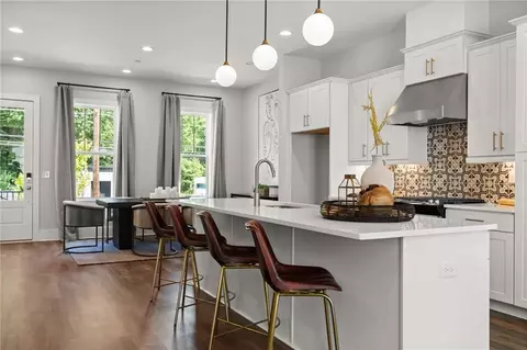 2492 Sycamore Rd NW #52, Atlanta, GA 30318