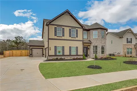 205 Denham Dr, Locust Grove, GA 30248
