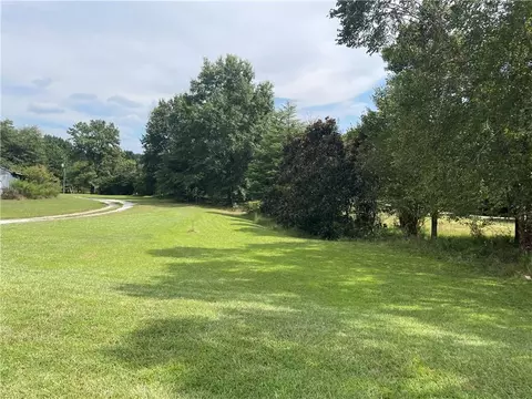 4404 Haynes Cir, Snellville, GA 30039