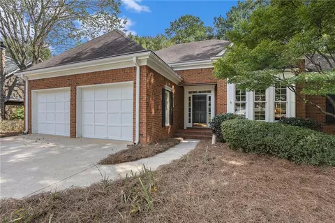 8391 Fairway Dr, Covington, GA 30014