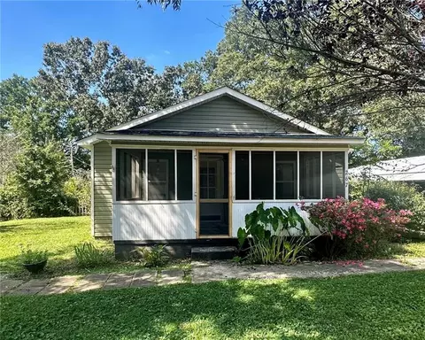 267 College St, Fairmount, GA 30139