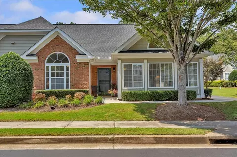 202 Village Ln, Roswell, GA 30075