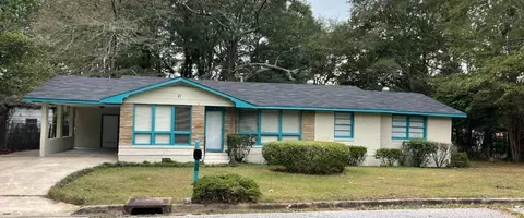 21 Estes Dr, Columbus, GA 31903