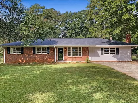 3715 Sharon Dr, Powder Springs, GA 30127