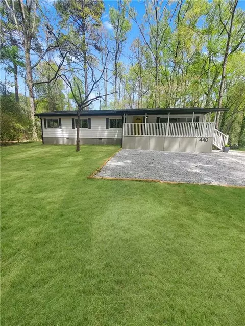 440 Acacia Dr, Stockbridge, GA 30281