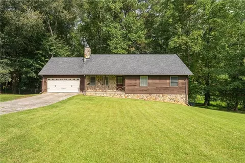 5935 Catawba Way, Atlanta, GA 30349