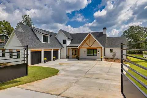 5711 Green Rd, Buford, GA 30518