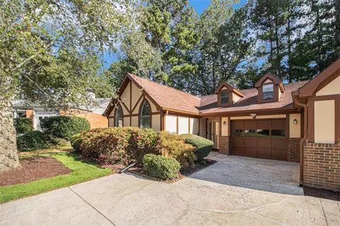 39 Dover Trl, Peachtree City, GA 30269