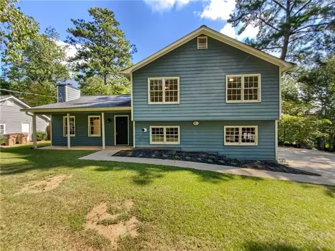 4005 Dollar Cir, Suwanee, GA 30024