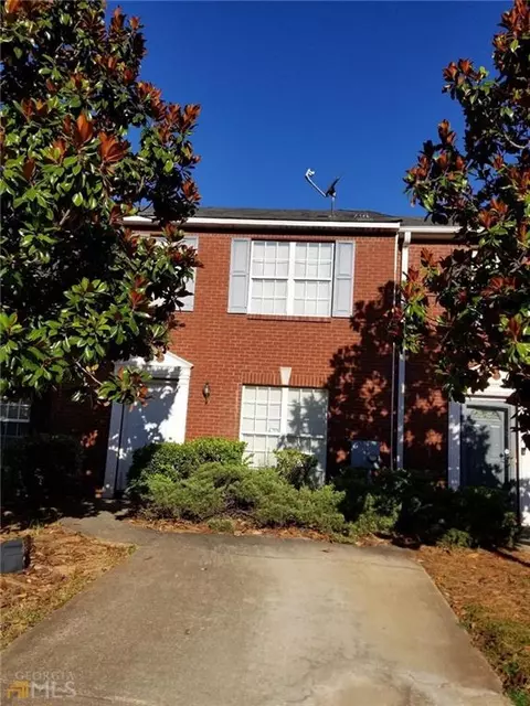 5760 Strathmoor Manor Cir, Lithonia, GA 30058