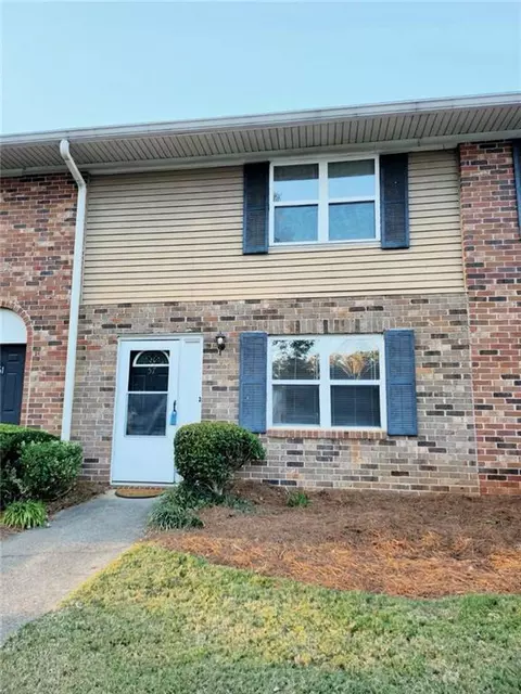 57 Northdale Pl, Lawrenceville, GA 30046