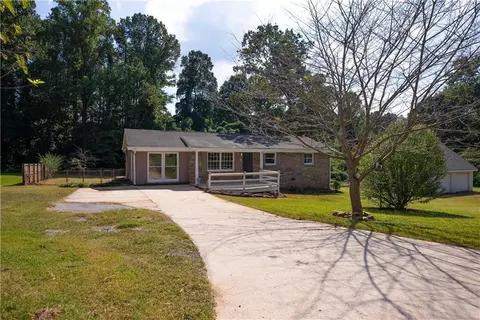 75 Fleetwood Way, Hiram, GA 30141