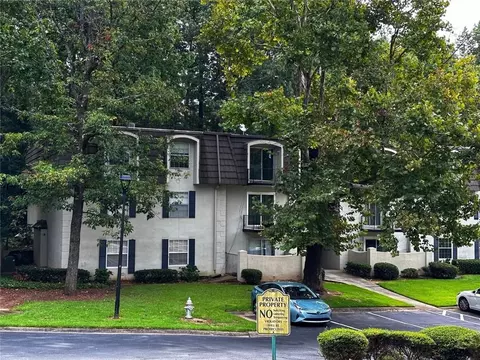 725 Dalrymple Rd #3E, Atlanta, GA 30328