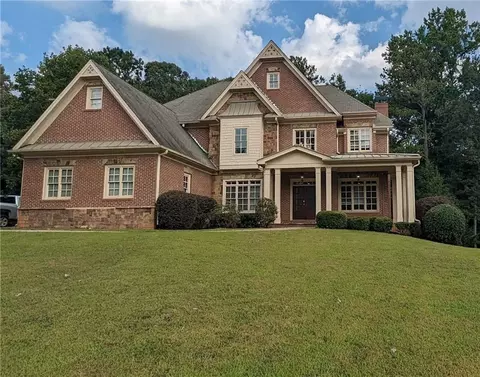 5272 Brookhollow Dr, Douglasville, GA 30135