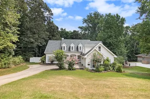 5910 Sequoia Ln, Douglasville, GA 30135