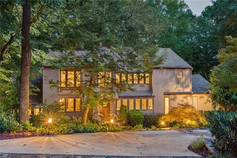 3288 Cochise Dr SE, Atlanta, GA 30339