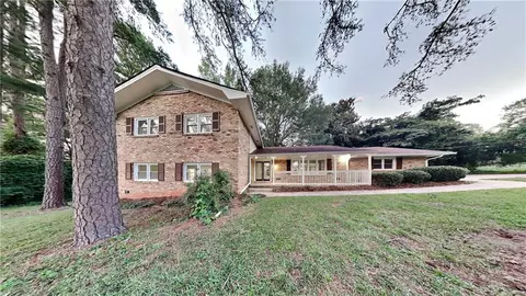 3722 Aristides Ln, Decatur, GA 30034
