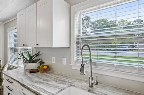 4040 W Johnson Cir, Chamblee, GA 30341 photo 13