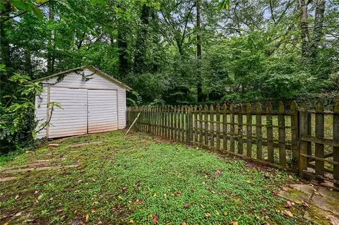 4040 W Johnson Cir, Chamblee, GA 30341 photo 23