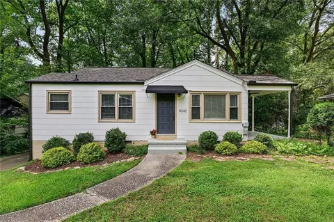 4040 W Johnson Cir, Chamblee, GA 30341 photo 2