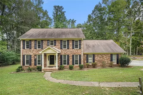 521 Westbridge Dr, Fayetteville, GA 30214