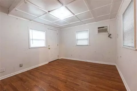 6953 Eunice Dr, Riverdale, GA 30274 photo 10