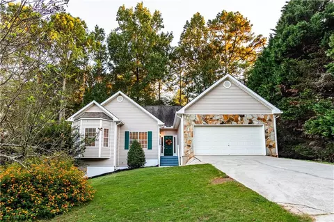 4020 Hemingway Dr, Monroe, GA 30655