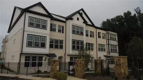 5072 Insperon Ln #35, Peachtree Corners, GA 30092