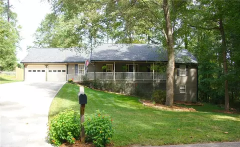 2554 Hard Twist Dr, Grayson, GA 30017
