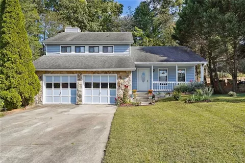 914 Wilshire Ct NW, Lilburn, GA 30047