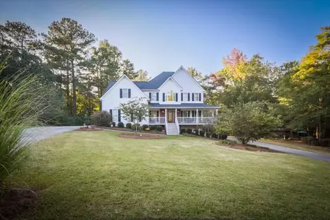 71 Vickers Pl, Douglasville, GA 30134