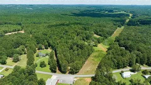 7073 Smithfield Rd, Bowdon, GA 30108 photo 6
