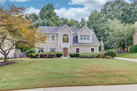 1985 Blackhawk Trl, Lawrenceville, GA 30043