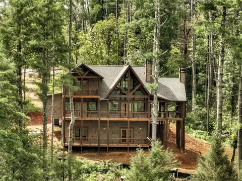 889 Hicks Ford Rd, Ellijay, GA 30540