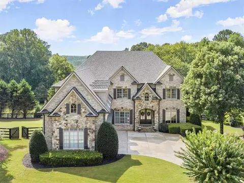 555 Arcaro Dr, Milton, GA 30004