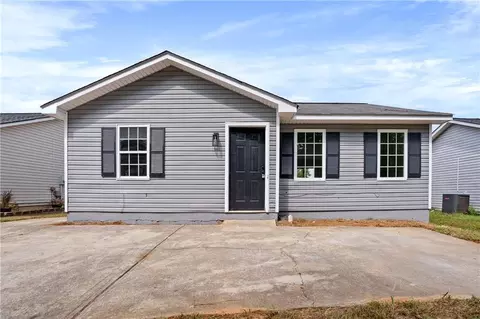 330 Hollow Ridge Dr, Athens, GA 30607