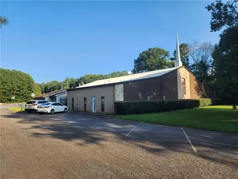 3090 Holly Springs Rd NE, Marietta, GA 30062