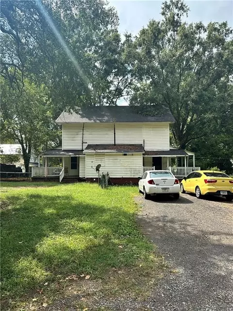 305 Avenue C, Lindale, GA 30147
