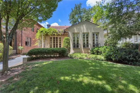 82 Inman Cir NE, Atlanta, GA 30309