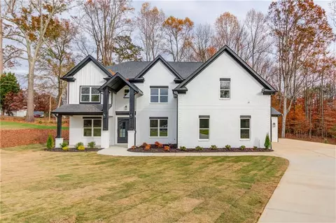 4530 Legacy Ct, Hoschton, GA 30548