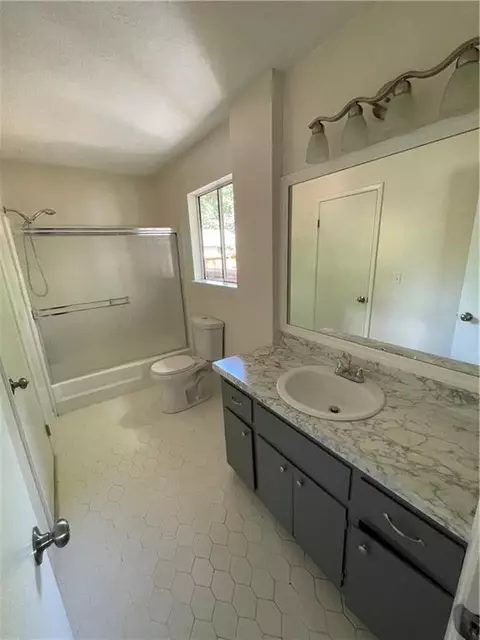 7392 Bluestone Dr, Riverdale, GA 30296 photo 10