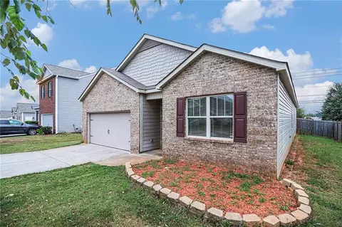1756 Sandy Trail Dr, Hampton, GA 30228 photo 3