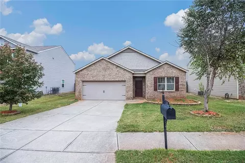 1756 Sandy Trail Dr, Hampton, GA 30228 photo 2
